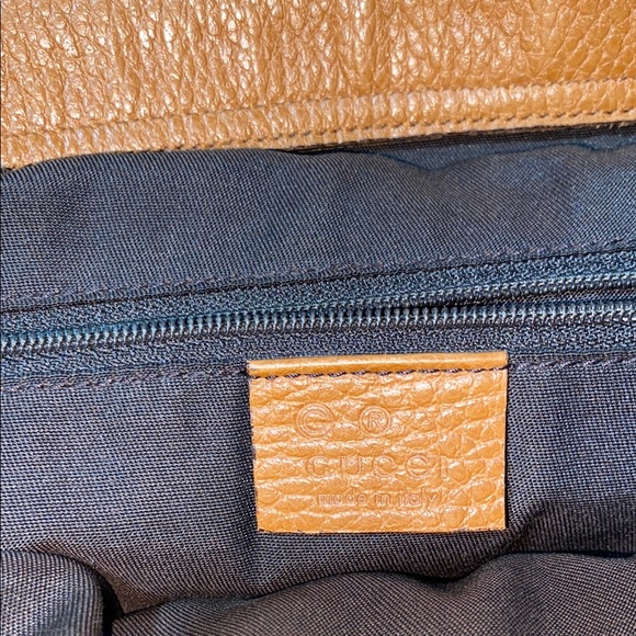 100% Authentic Gucci Tan Leather Tote Bag - Picture 9 of 16